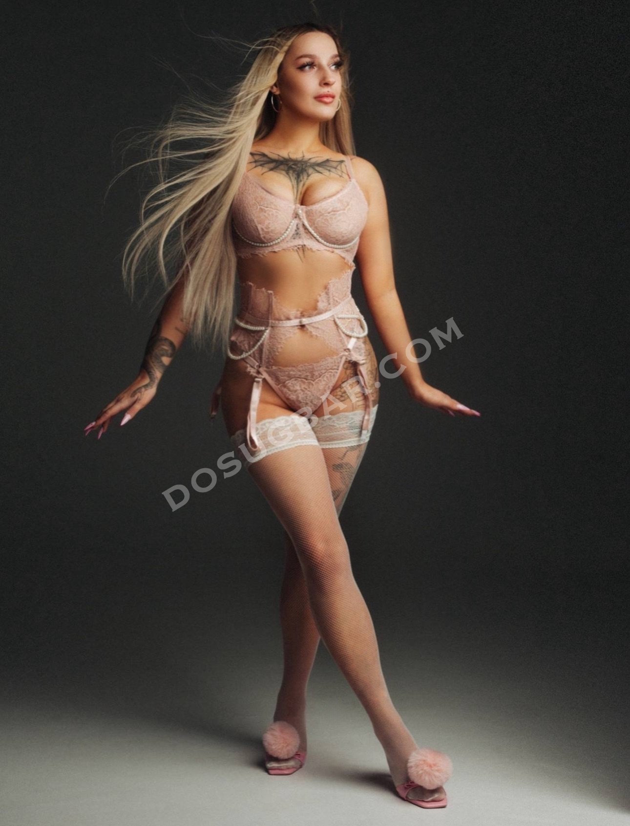 VERONIKA, 22
