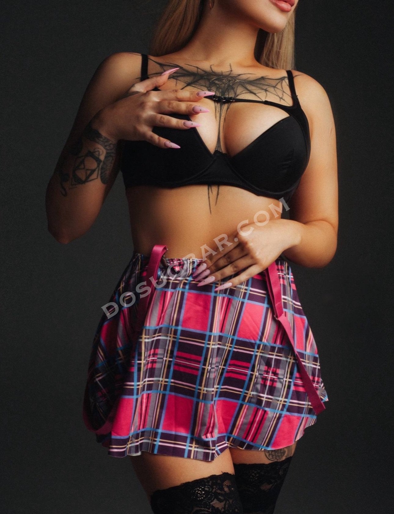 VERONIKA, 22
